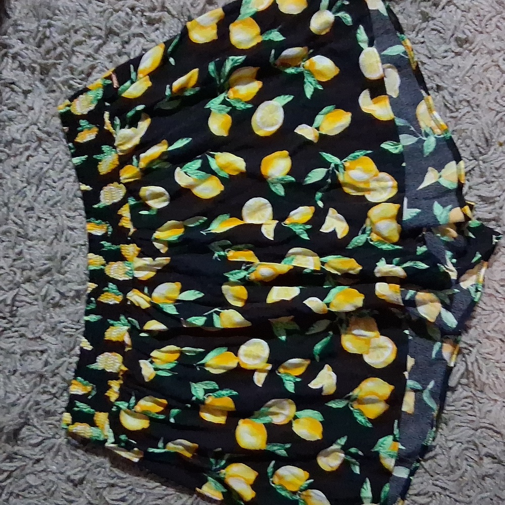 PINK VS Lemon Shorts